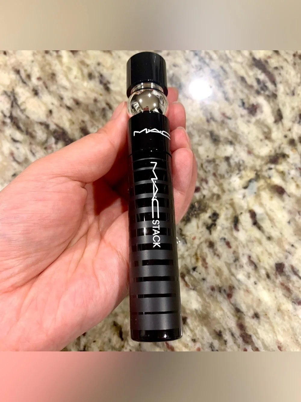 MAC Black Stack Mascara Superstack Mega Brush Volume + Length 12mL/0.41oz